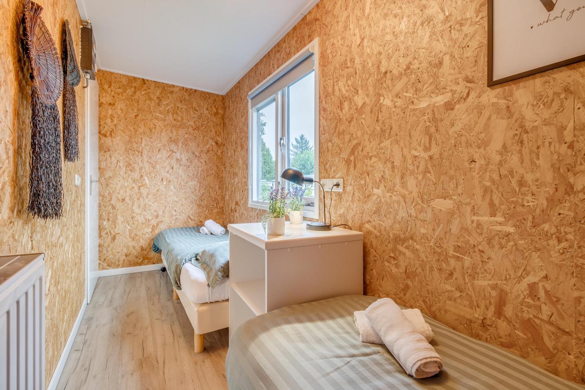 Chalet 'T Veluws Stulpje "Geniet, Ontspan En Droom Even Lekker Weg!" 皮滕 外观 照片