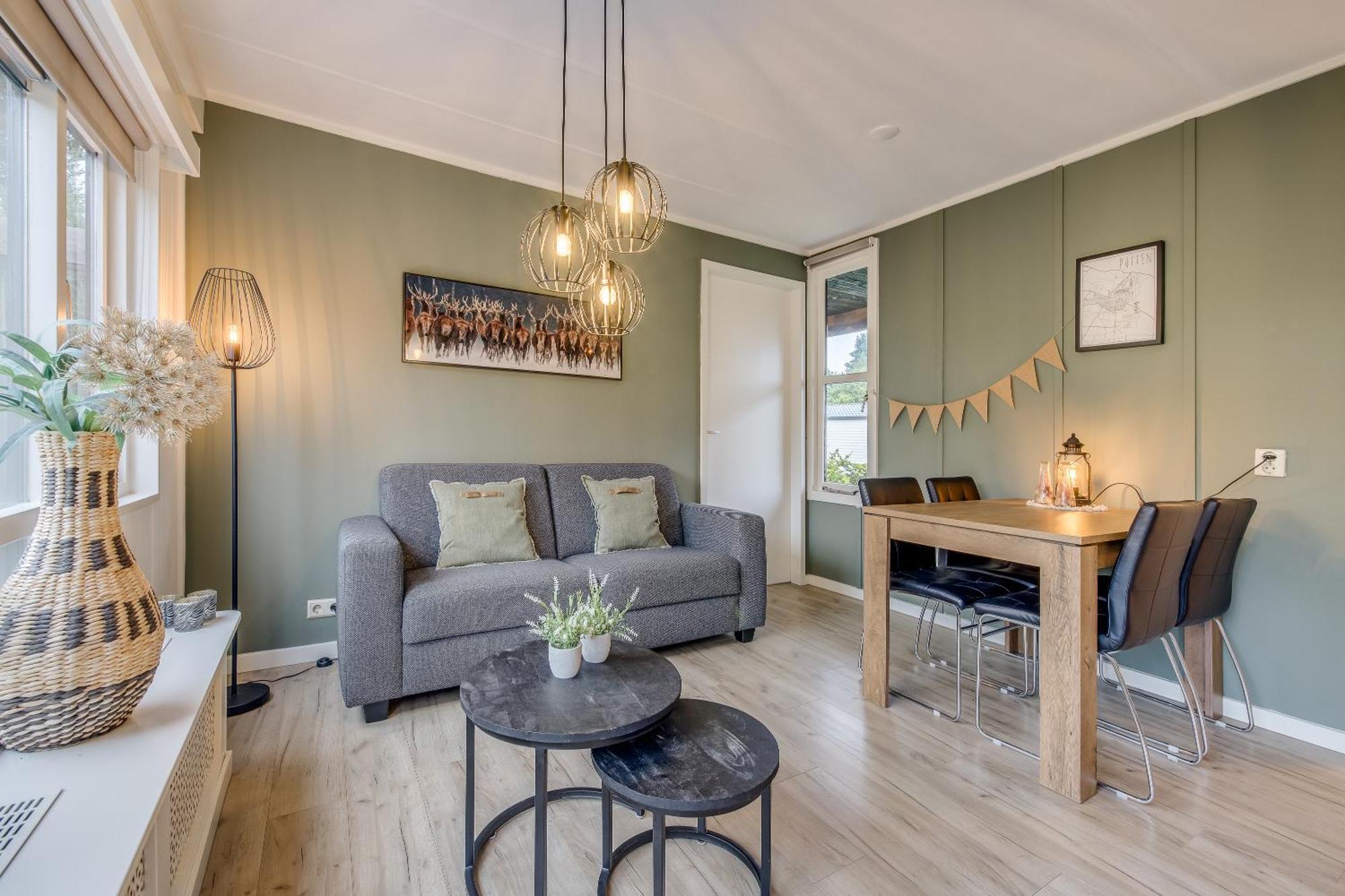 Chalet 'T Veluws Stulpje "Geniet, Ontspan En Droom Even Lekker Weg!" 皮滕 外观 照片